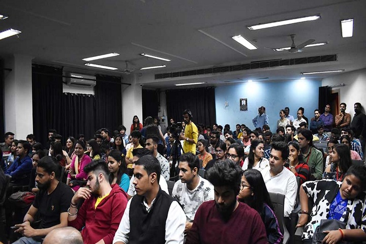 https://cache.careers360.mobi/media/colleges/social-media/media-gallery/40243/2021/9/16/Seminar Hall of Gulshan Kumar Film and Television Institute of India Noida_Others.jpg